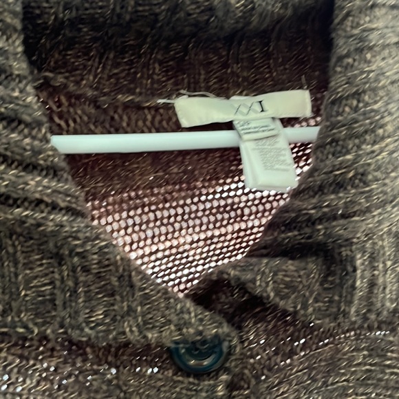 Forever 21 poncho - Picture 2 of 4